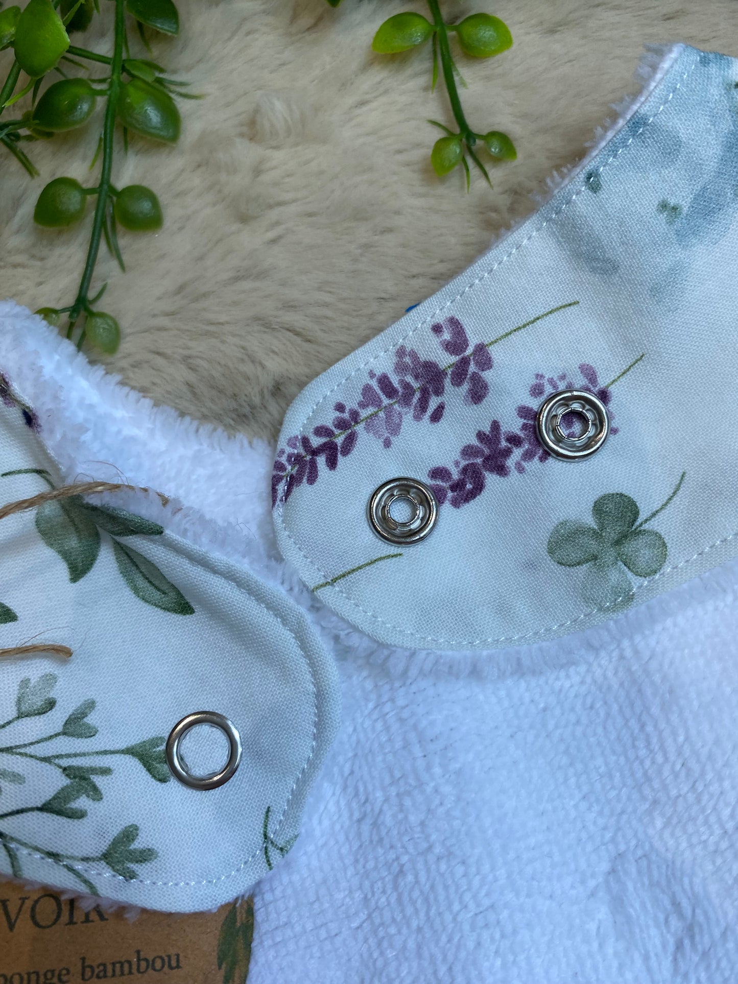 Bavoir printemps