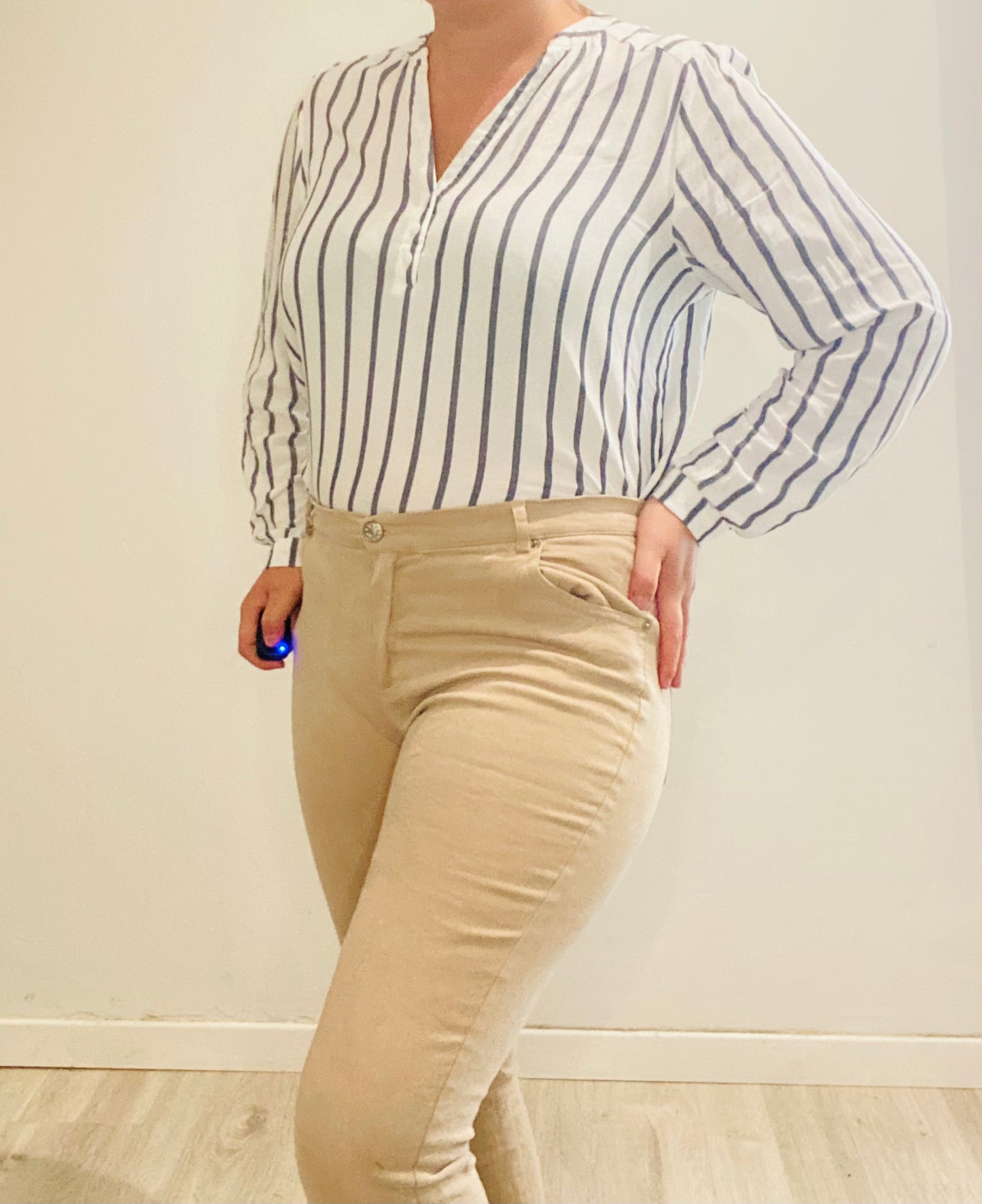 Pantalon slim beige