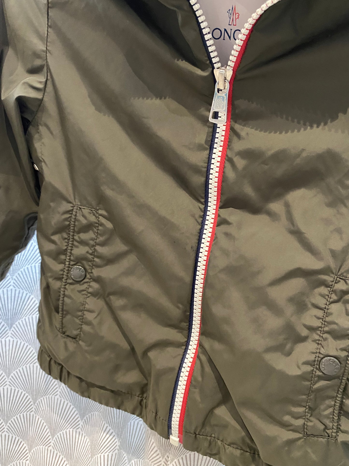 Coupe-vent K-way kaki – Moncler – 4 ans