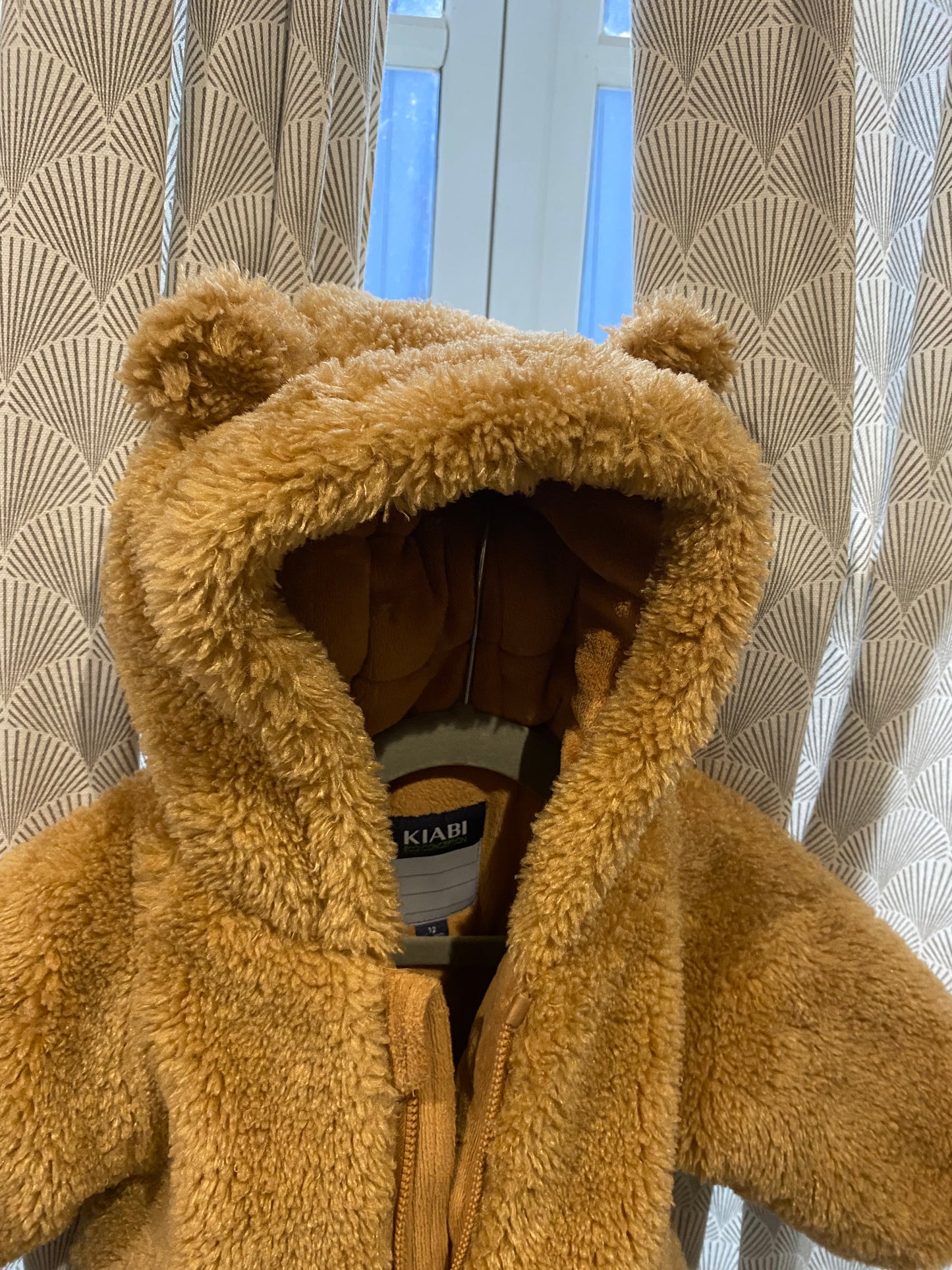 🐻 Manteau pilou marron avec oreilles d’ours – Kiabi – 12 mois