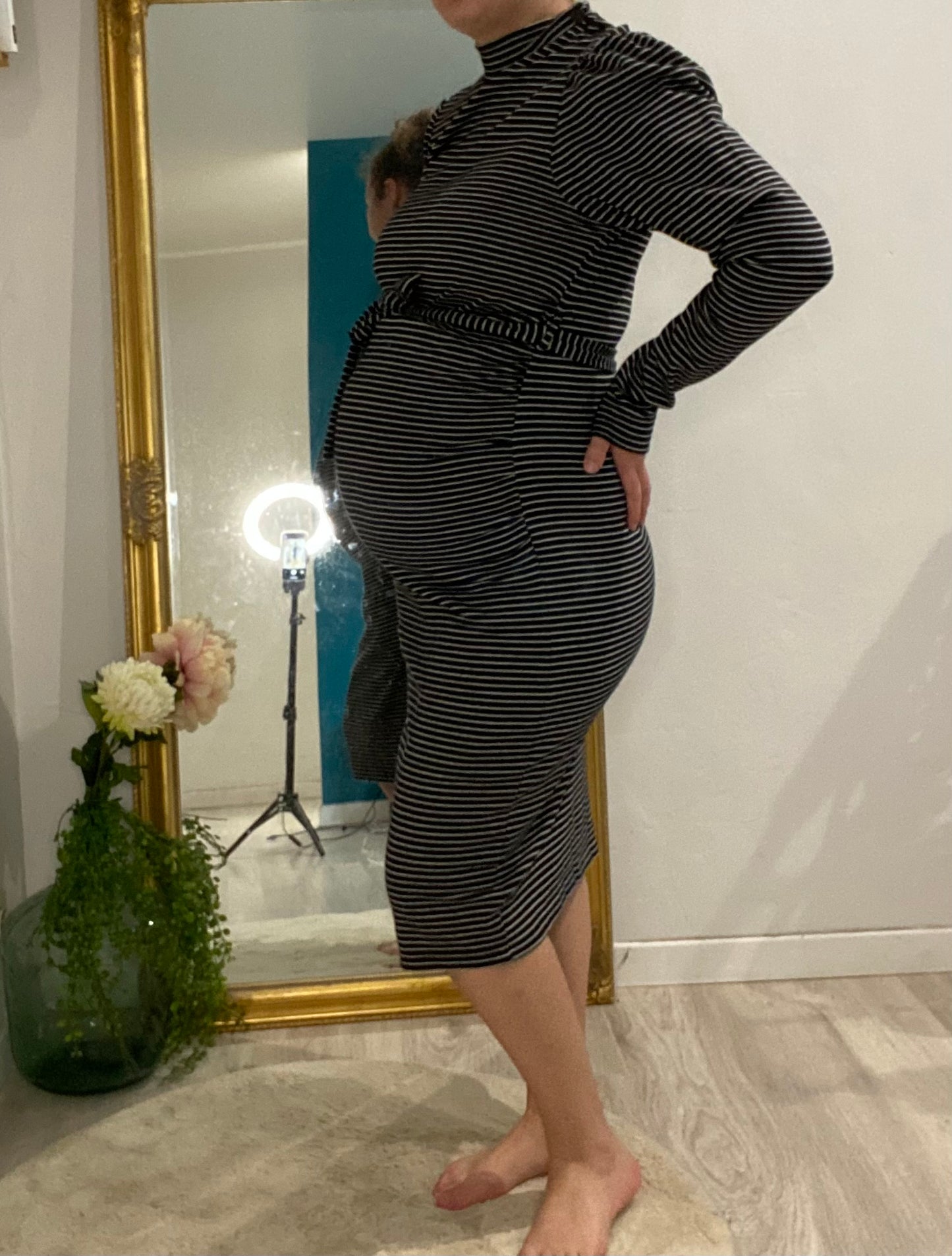 Robe moulante noire et blanche – Mamalicious – Taille M/L