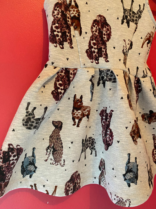 Robe grise à motifs chiens – Catimini – Taille 5ans