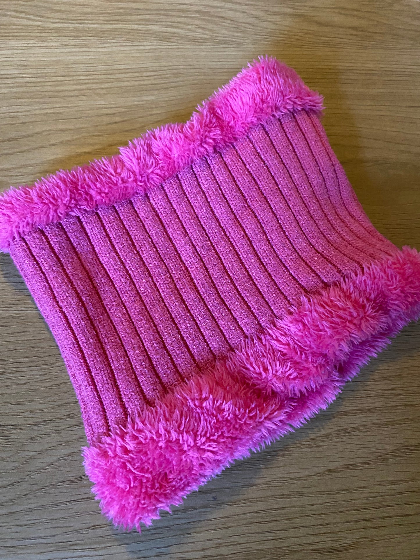 Tour de cou fuchsia – Taille TU