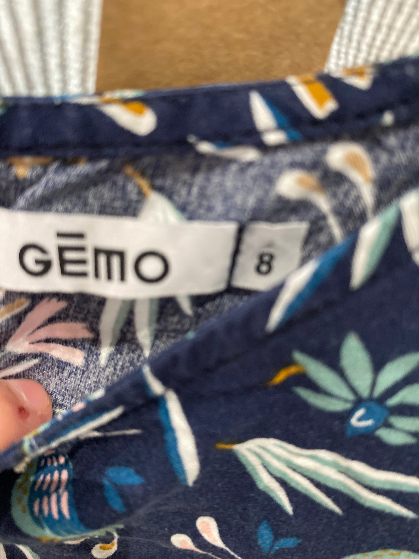 Blouse bleue motif tropical – 8 ans – Gémo