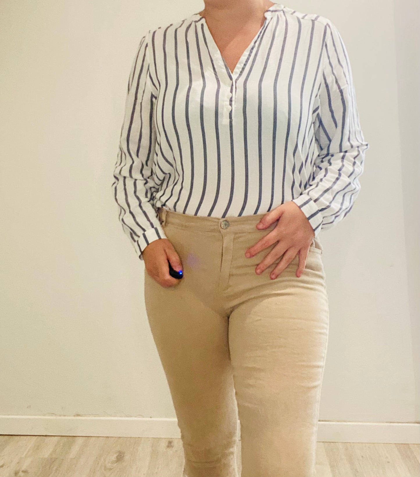 Pantalon slim beige