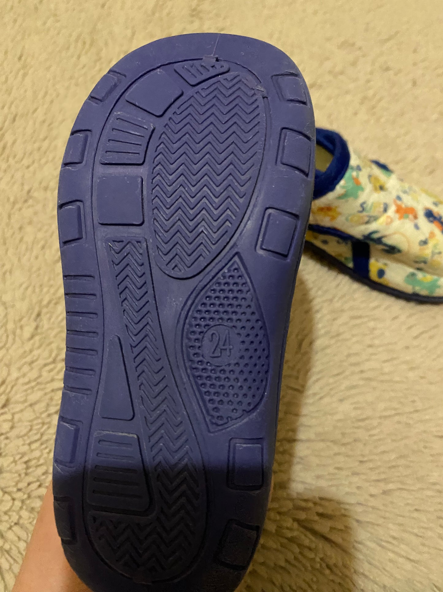 Chaussons bleu & blanc – Taille 24