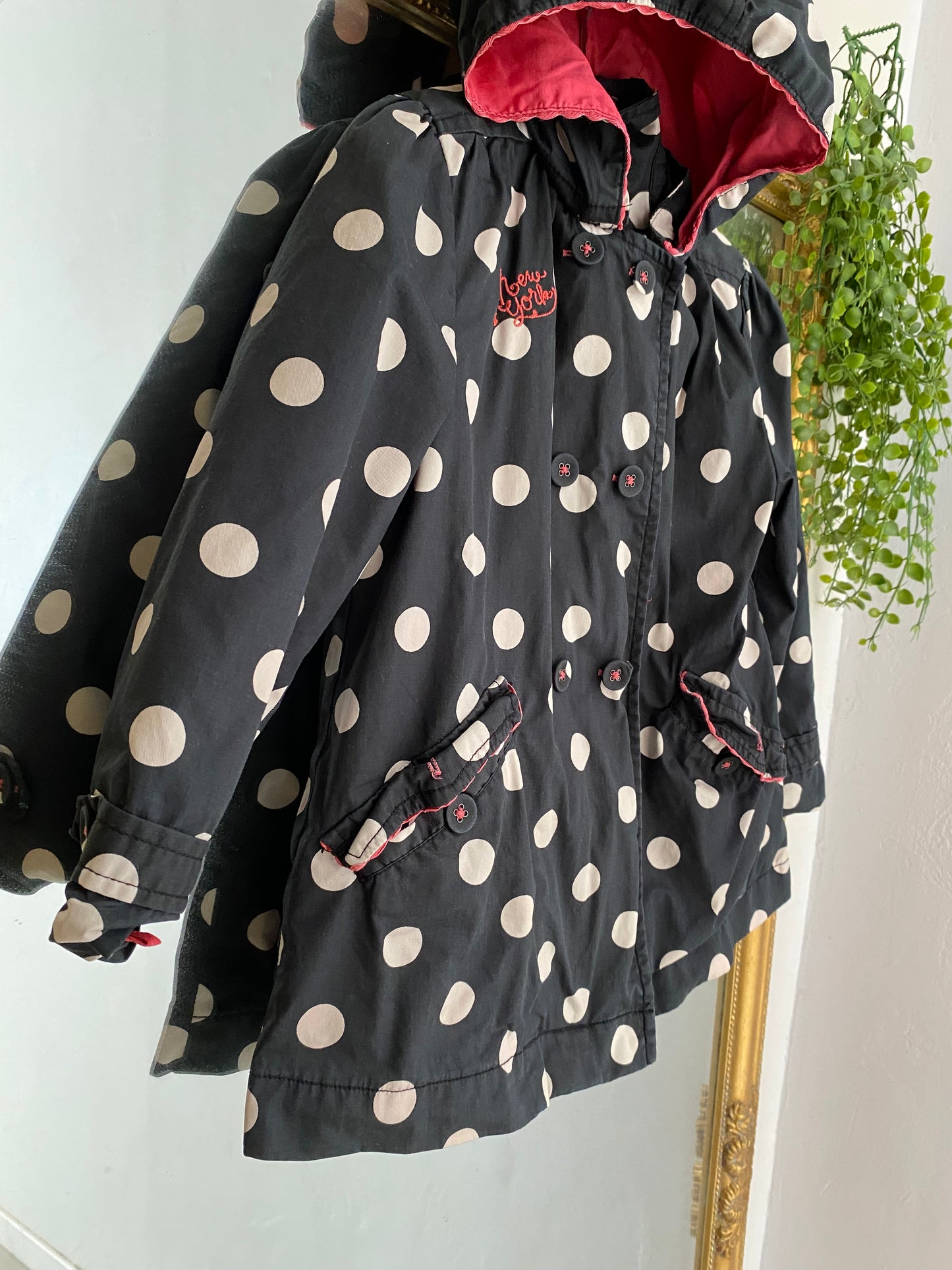 Veste à pois 4ans