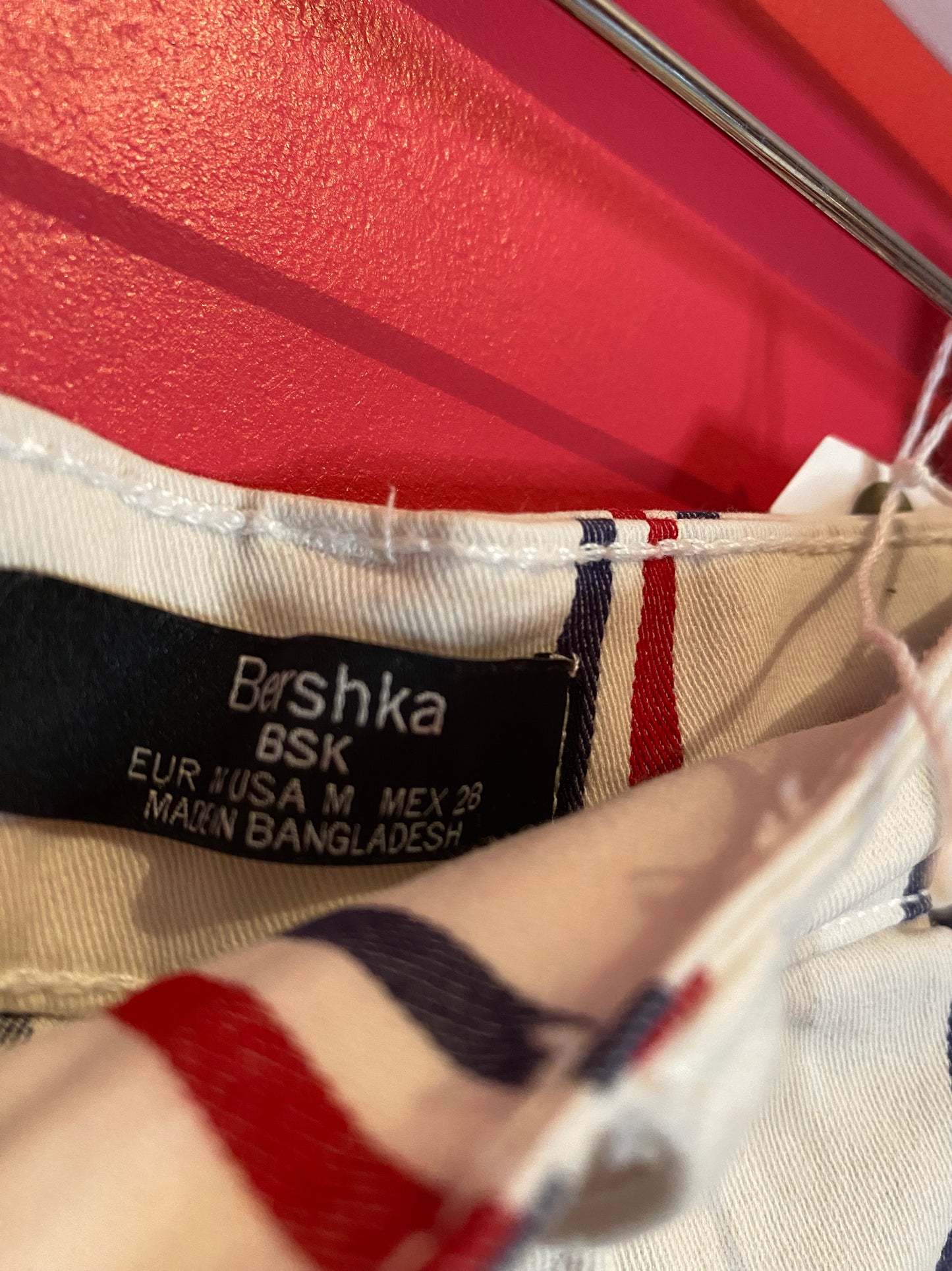 Mini jupe rayée BERSHKA - Taille M