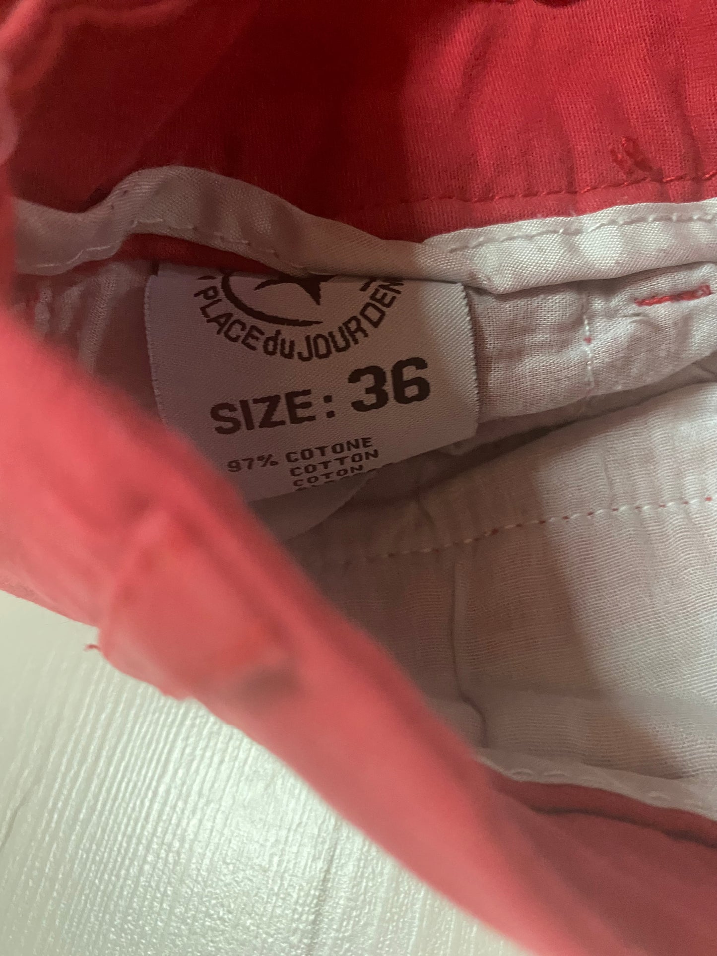 Chino framboise 36