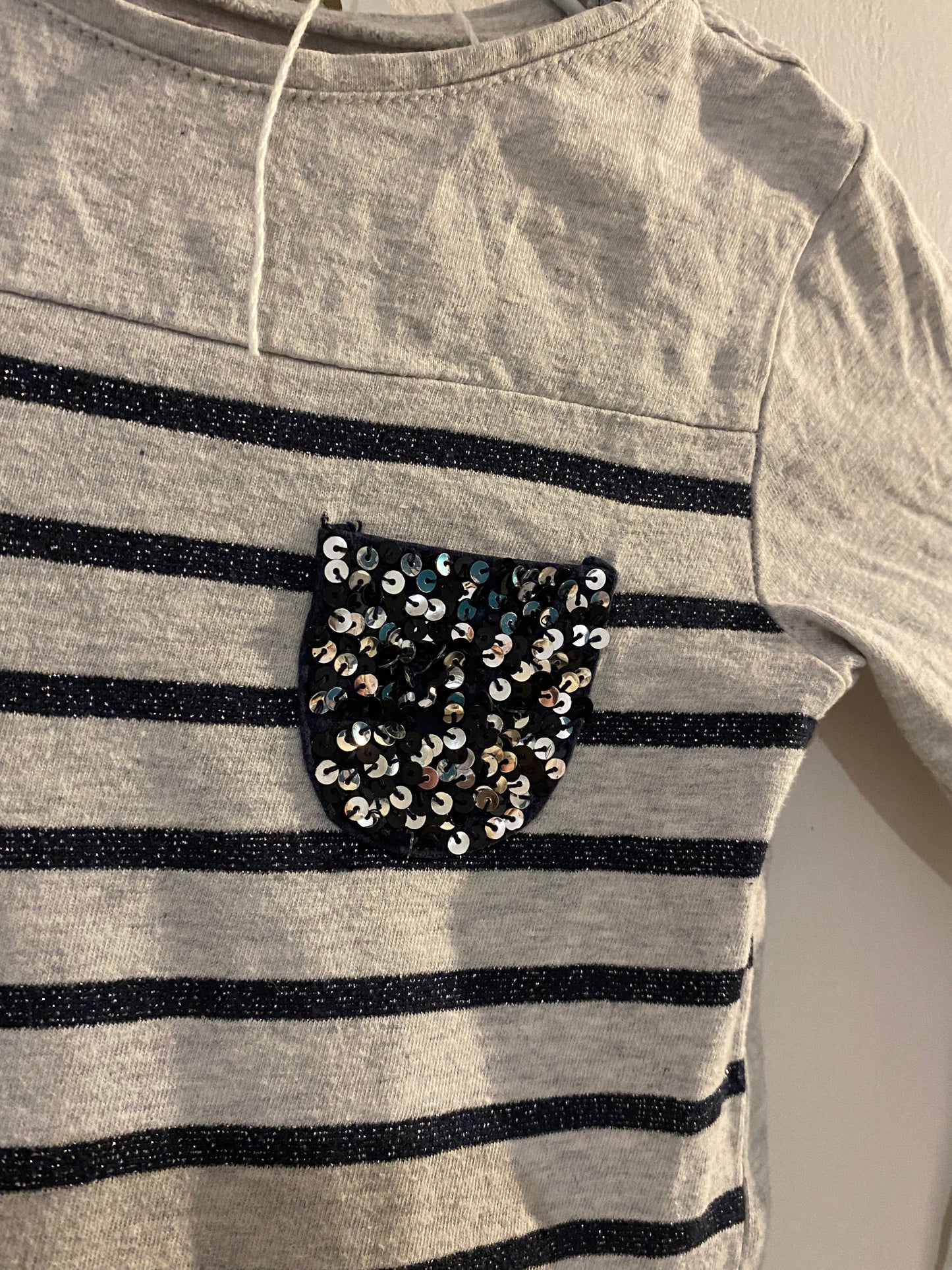 Robe grise rayée avec jupon à étoiles – 4 ans – Lisa Rose