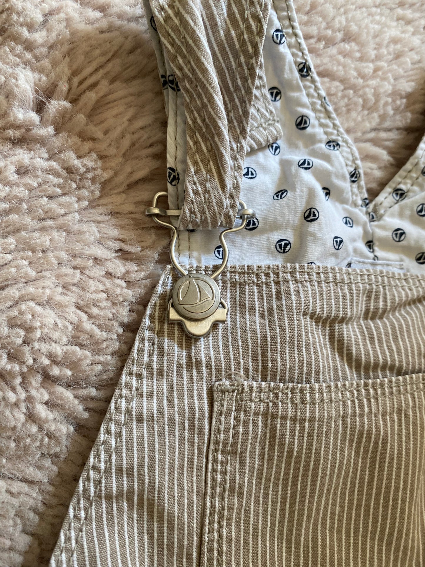 👶 Salopette marron rayée blanche – Petit Bateau – 36 mois – bretelles réglables
