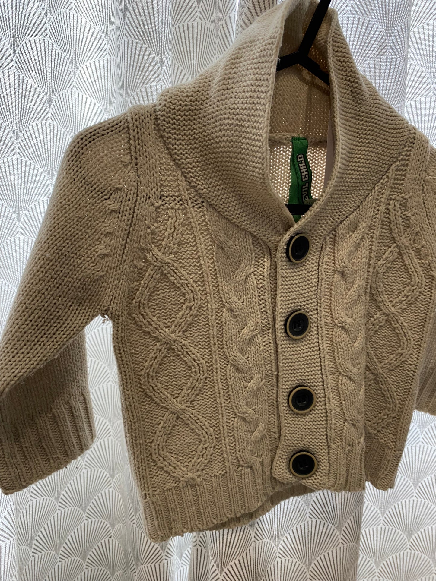 Gilet torsadé beige – 3/6 mois – Devil Child