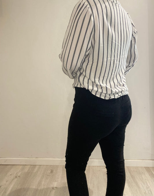 Jean slim élastiqué – taille 42 (taille petit)