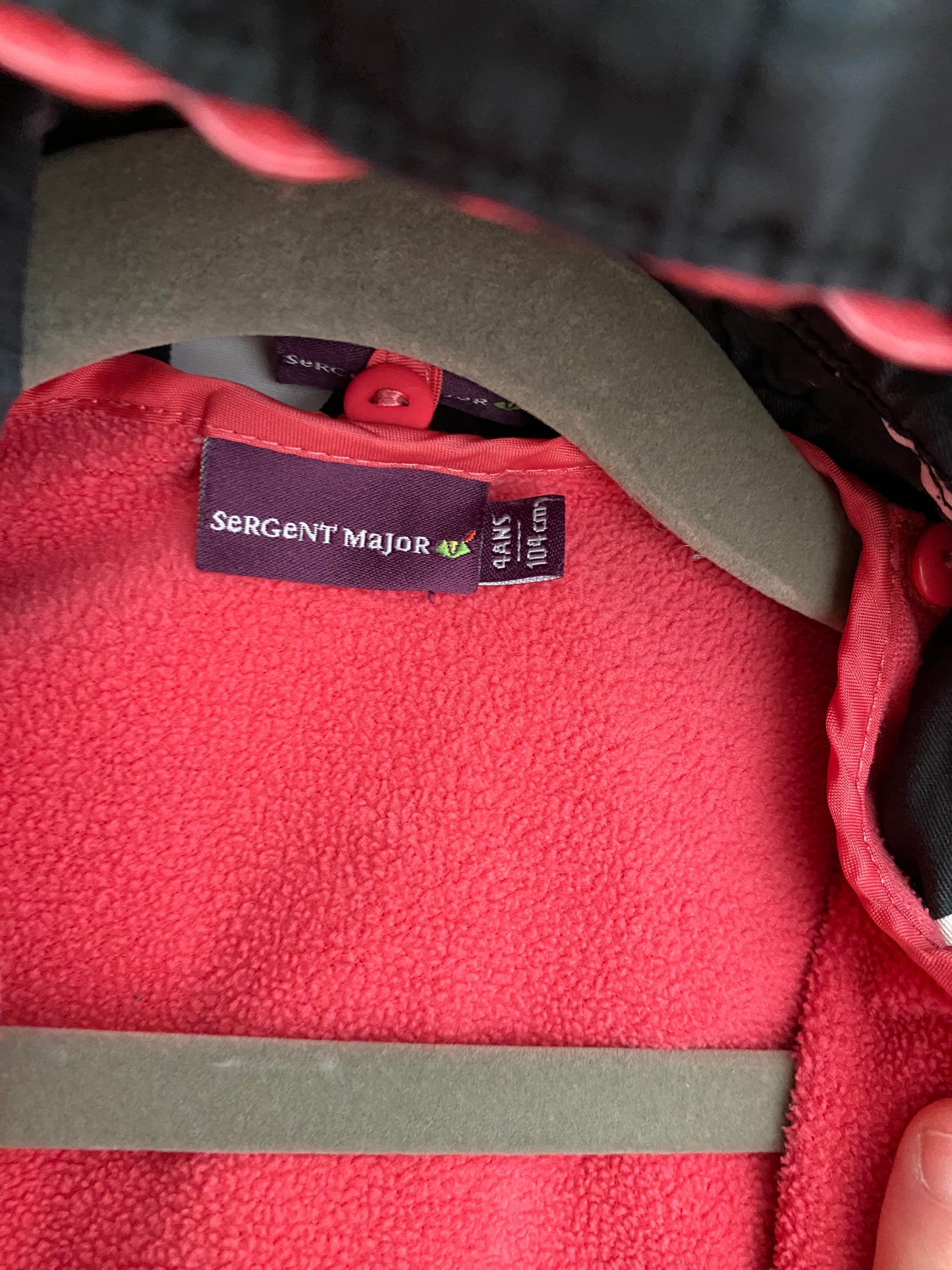 Veste à pois 4ans