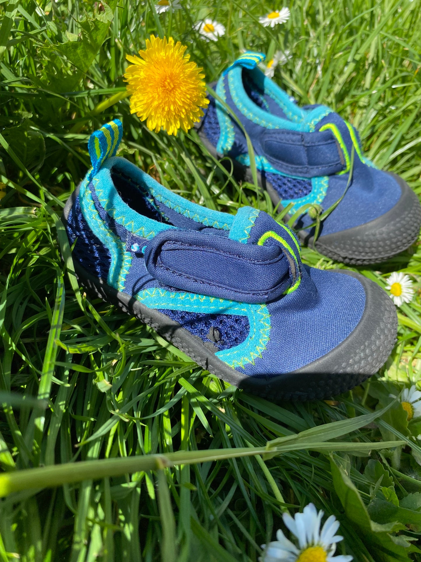 Chaussures eau 22