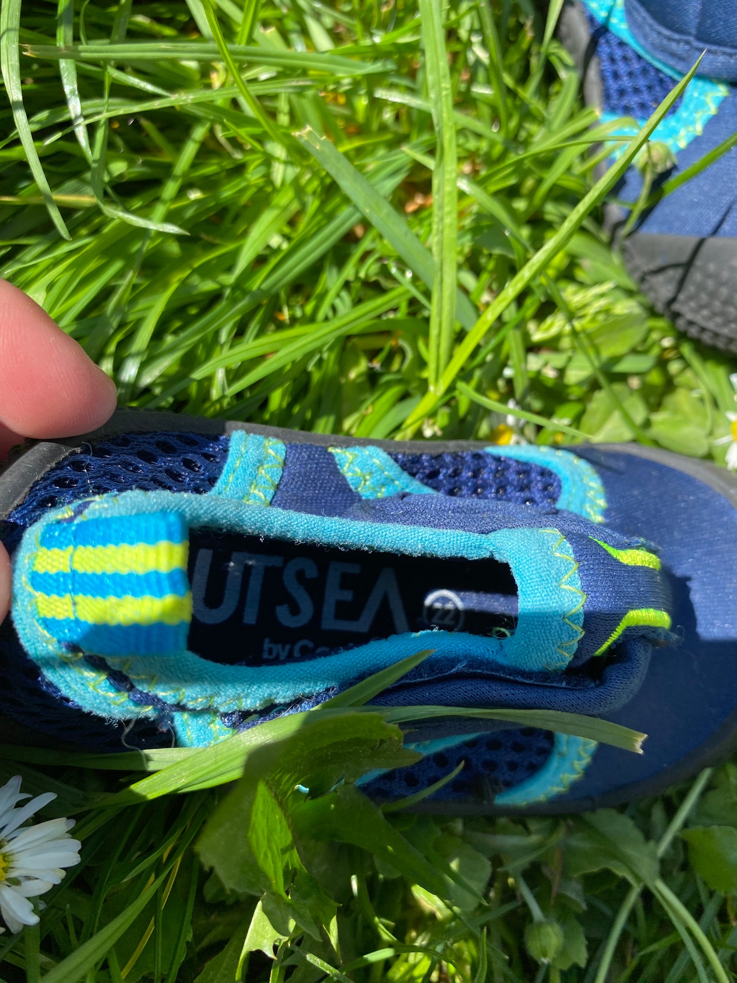 Chaussures eau 22