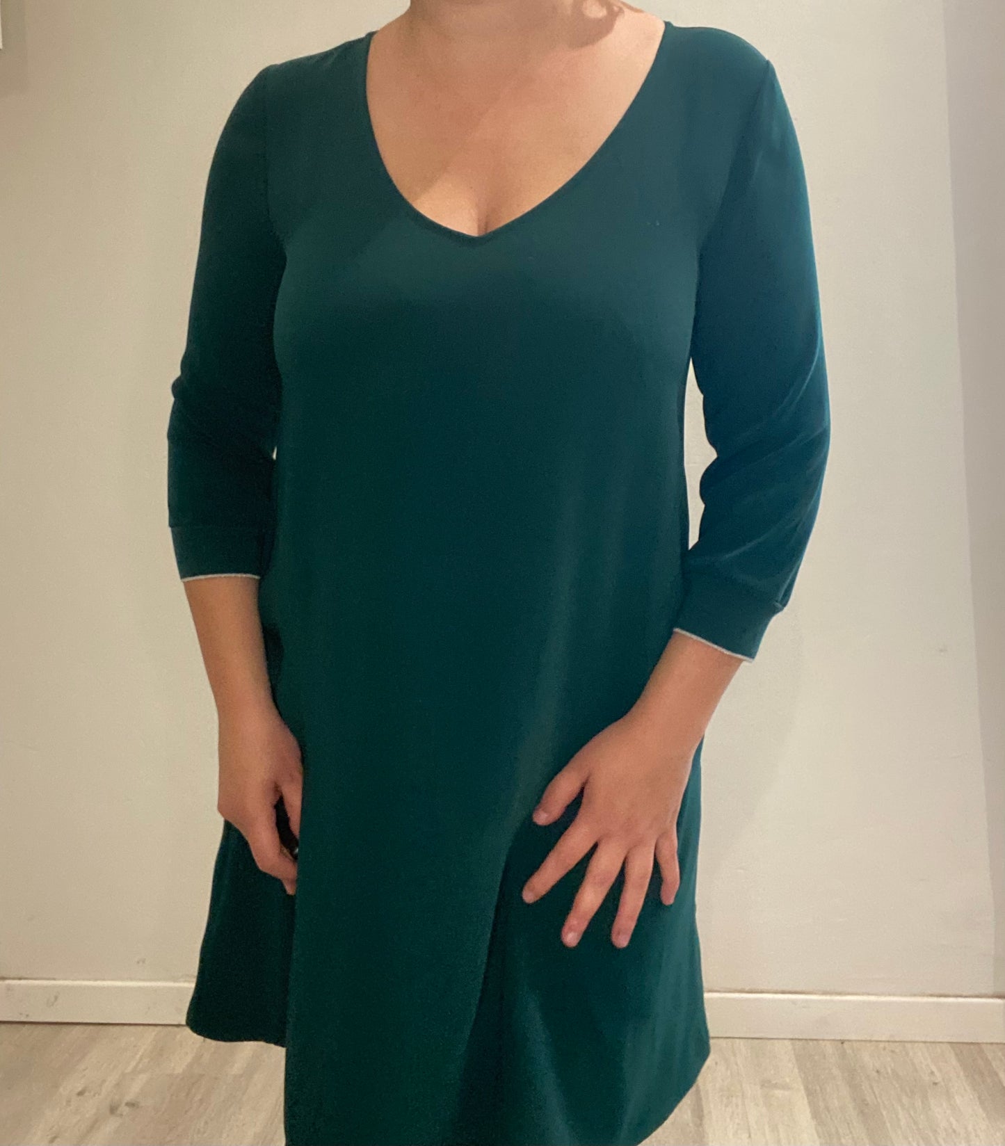 Robe verte droite