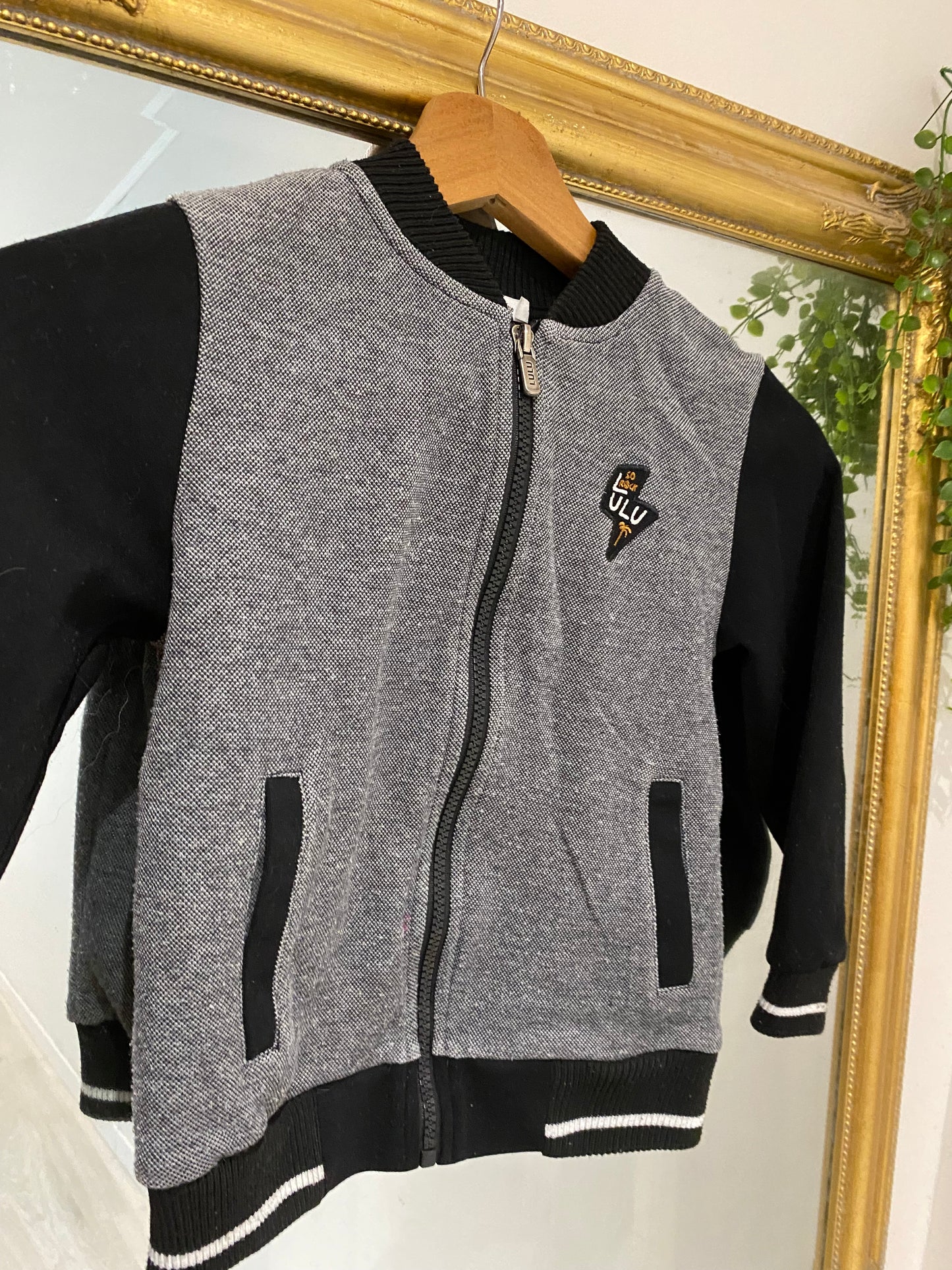 Gilet zippe 6ans