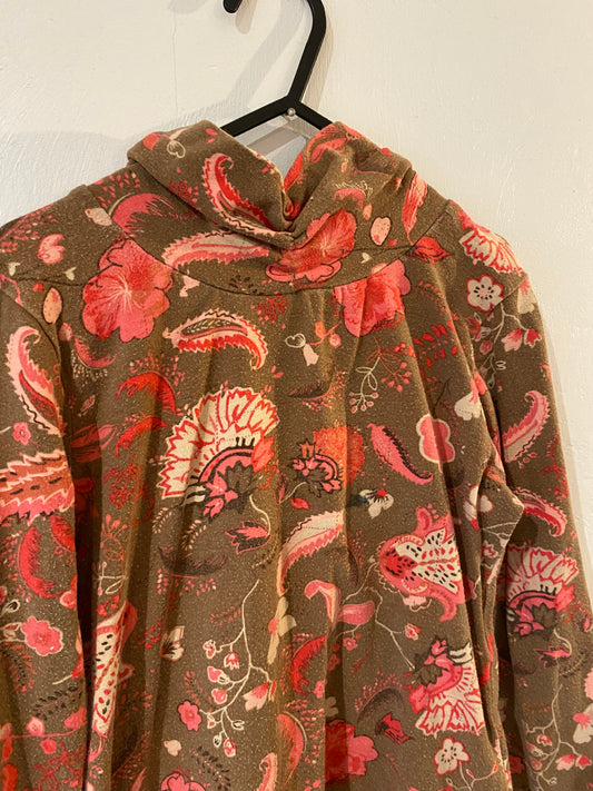 Col roulé marron à fleurs roses – Marèse – 10 ans 🌸🤎