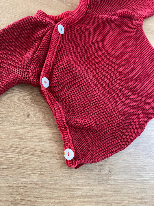 Brassière rouge 1 mois