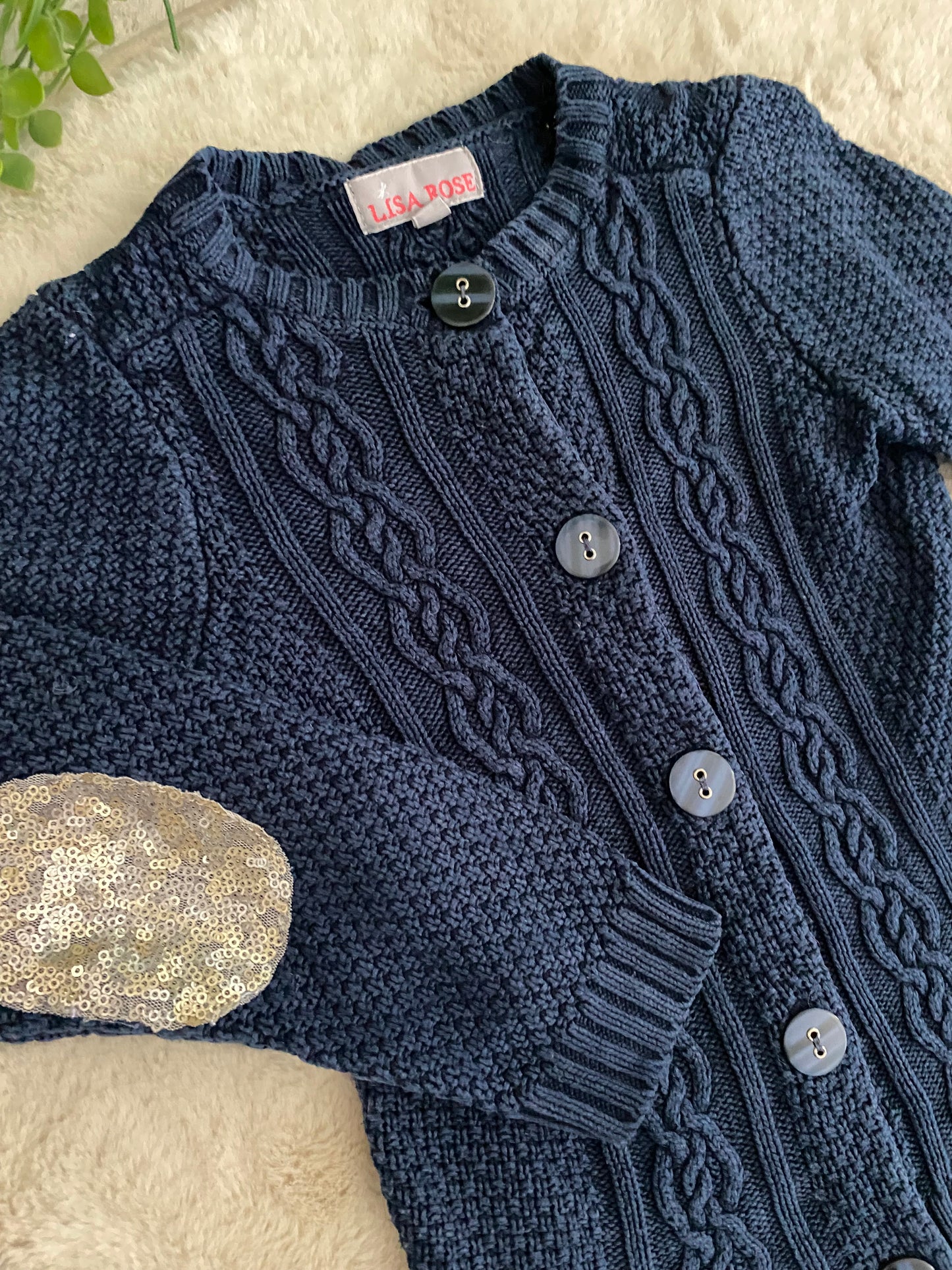 Gilet torsadé marine – Sequins dorés – 5 ans