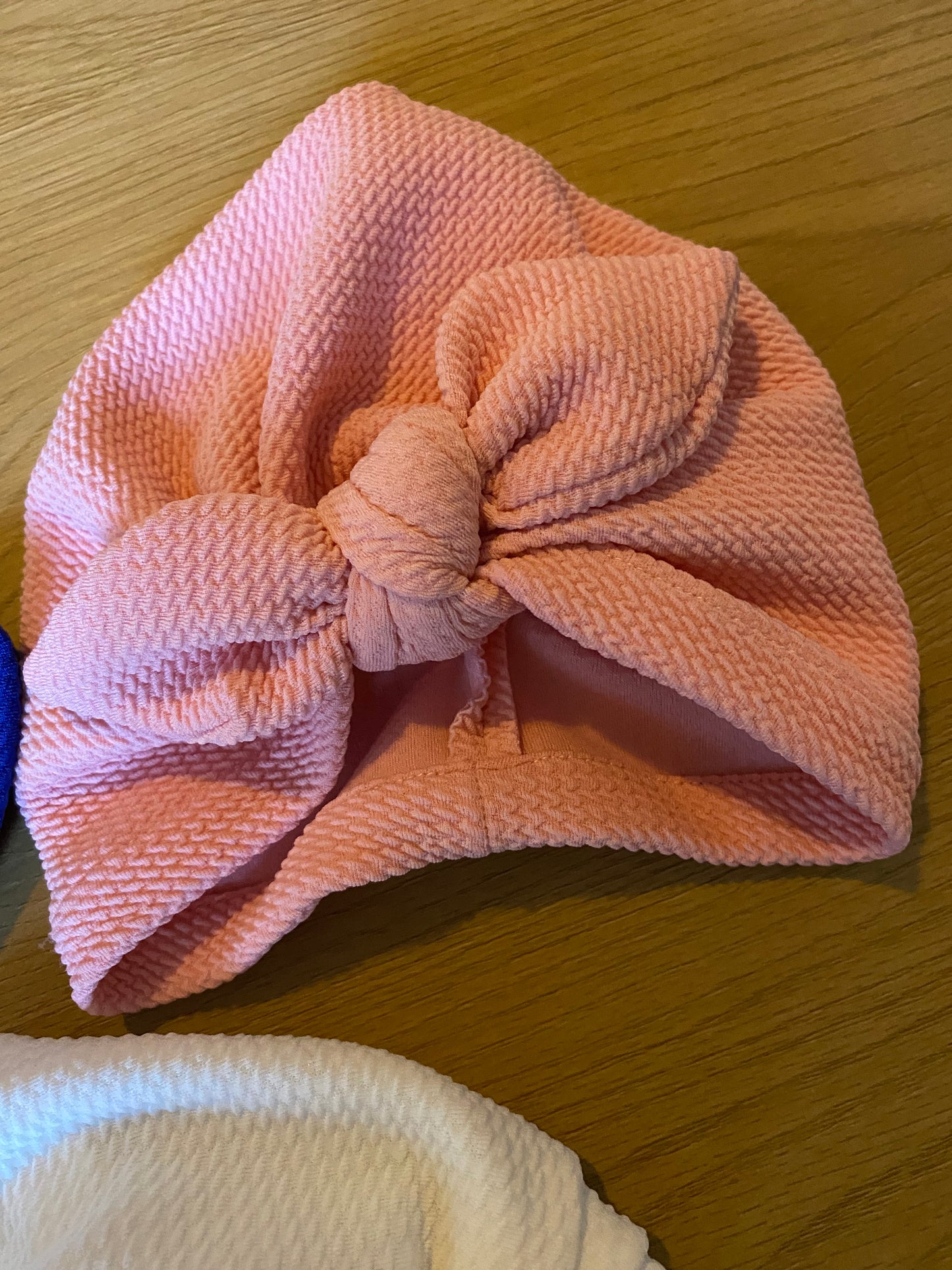 Lot de 3 bonnets effet turban – 6/12 mois