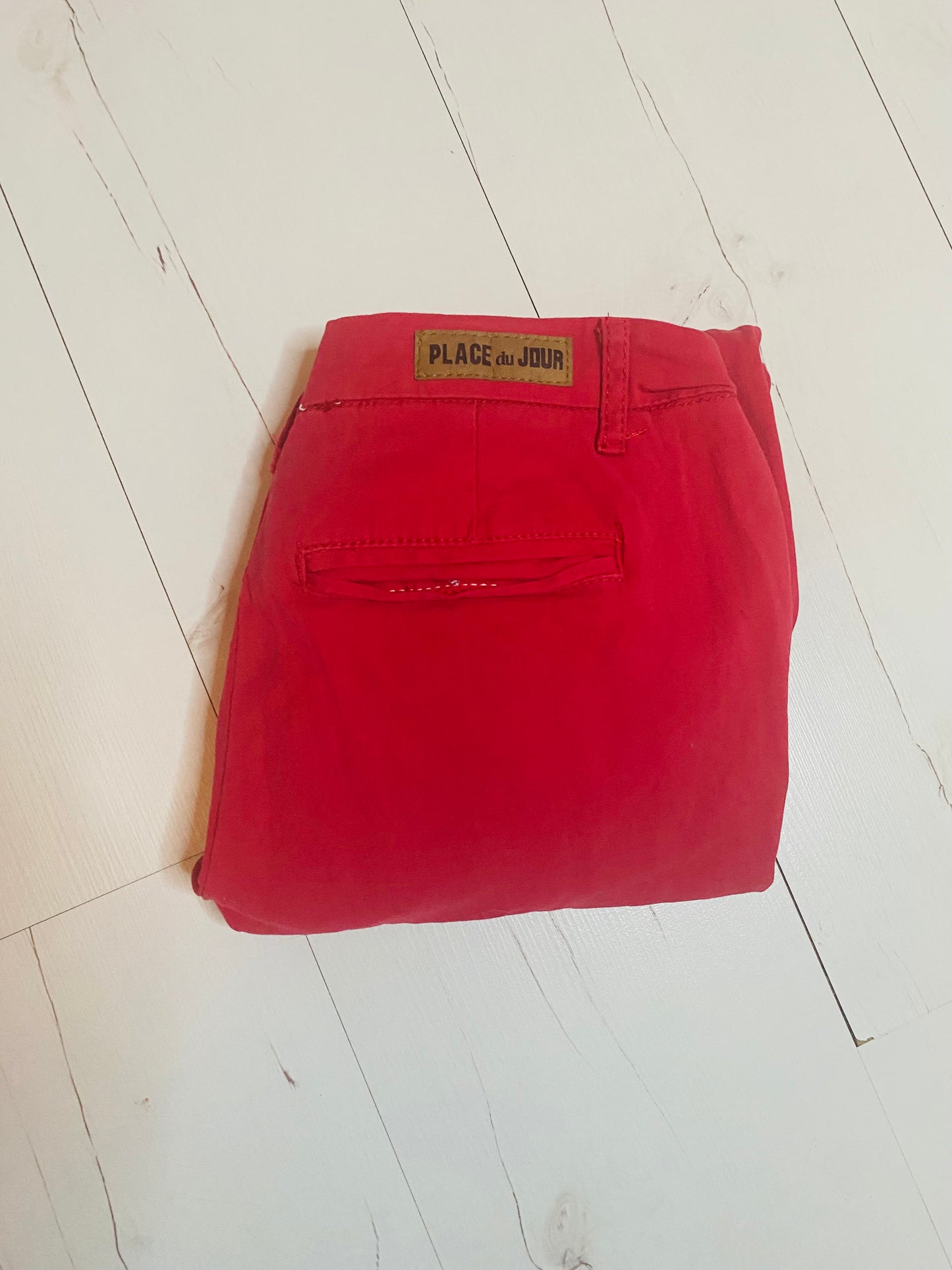 Chino framboise 36