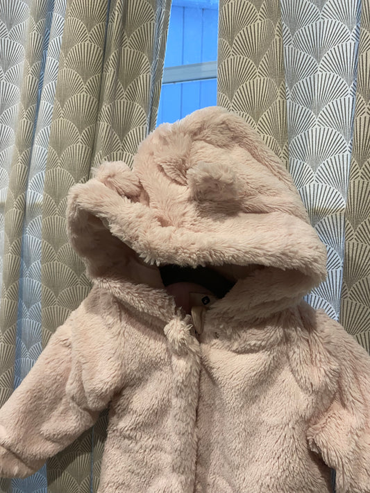 🐻 Manteau pilou rose avec oreilles d’ours – Grain de Blé – 12 mois