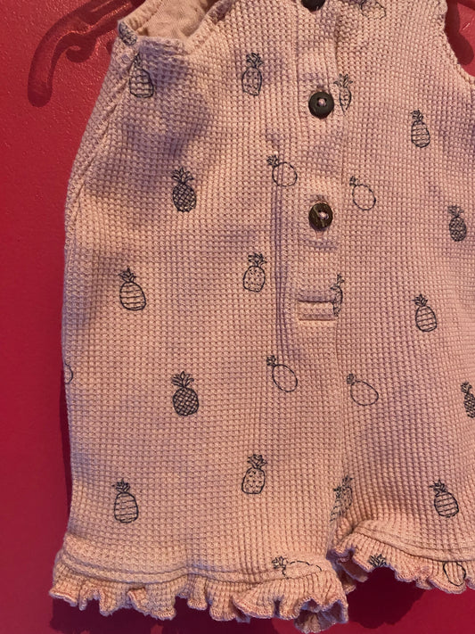 Combinaison rose à motifs + chapeau – Kiabi – 3 mois