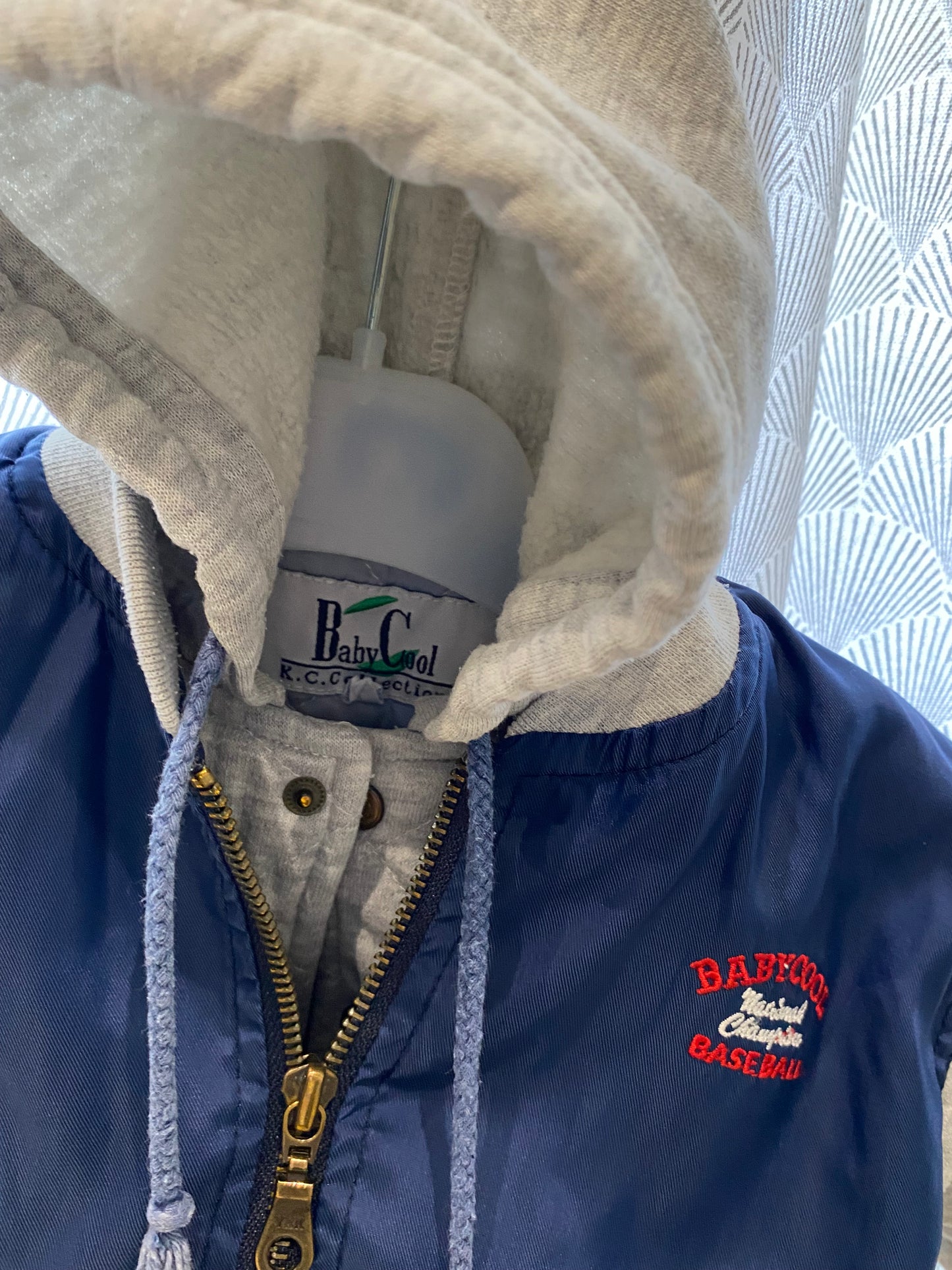 Veste style baseball League – Baby Cool – 6 mois