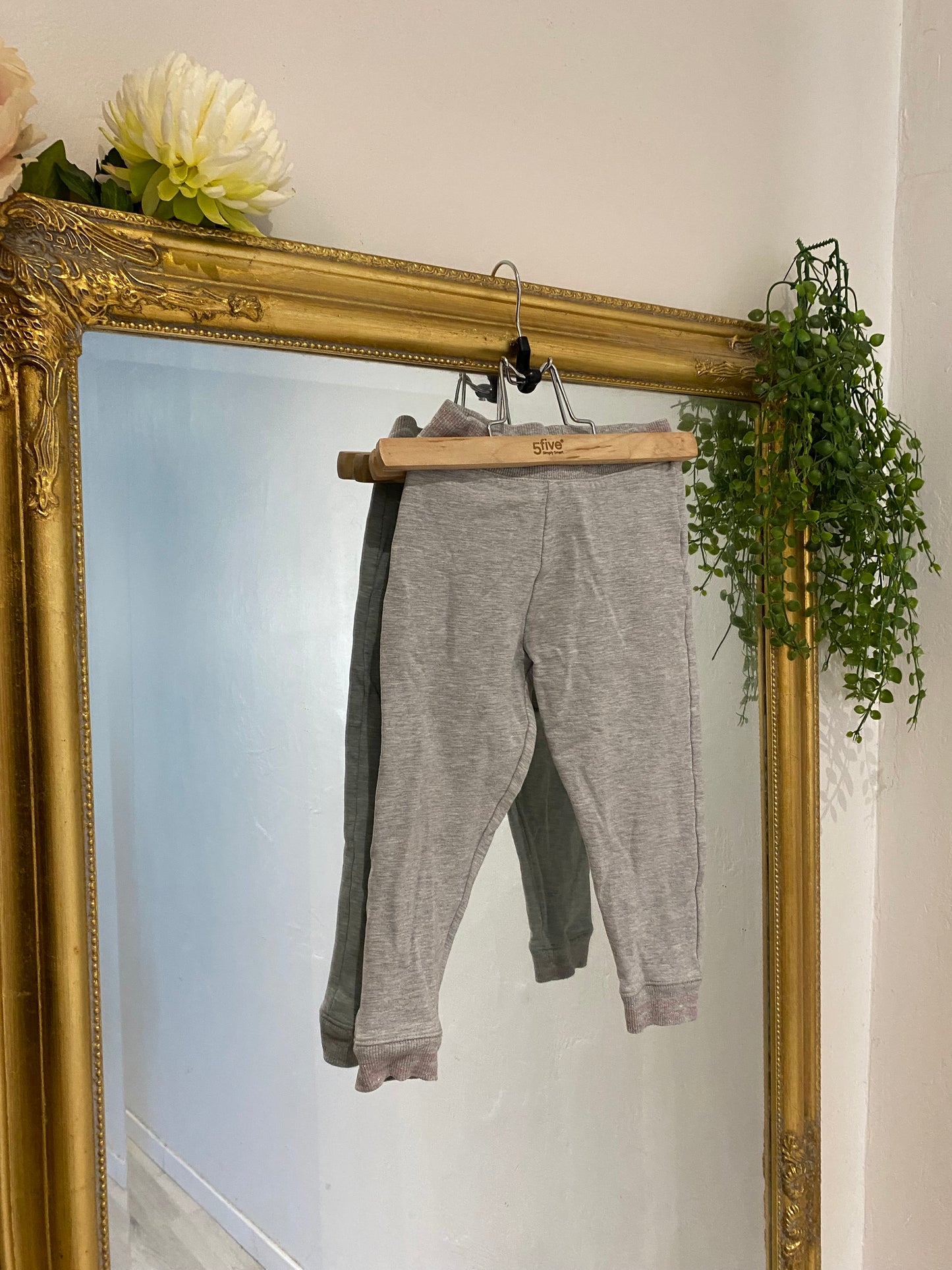 Jogging gris 24 mois