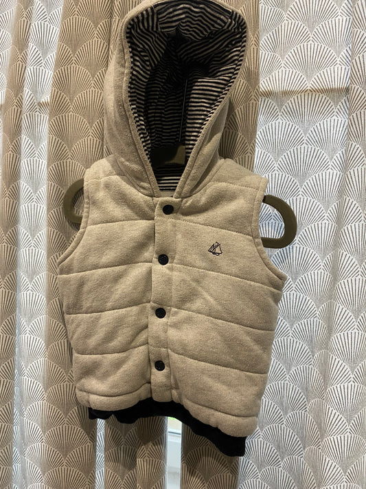 🧥 Doudoune sans manches grise – Petit Bateau – 12 mois
