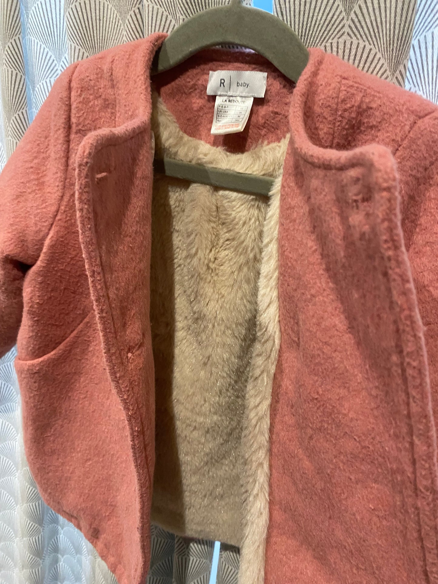 💗 Duffle-coat rose bonbon intérieur fourrure – La Redoute – 24 mois