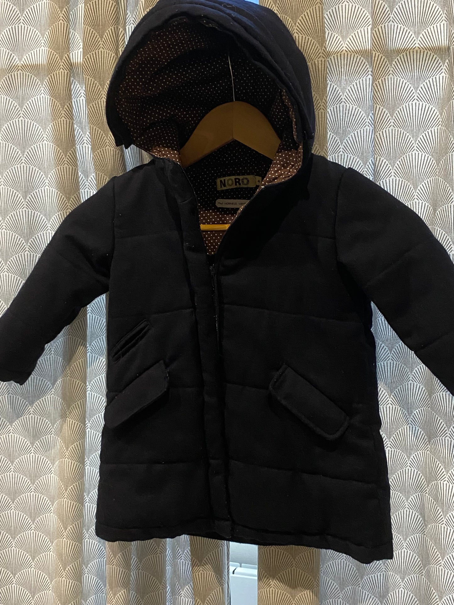 🖤 Manteau long noir – Noro – 4 ans – poche légèrement abîmée