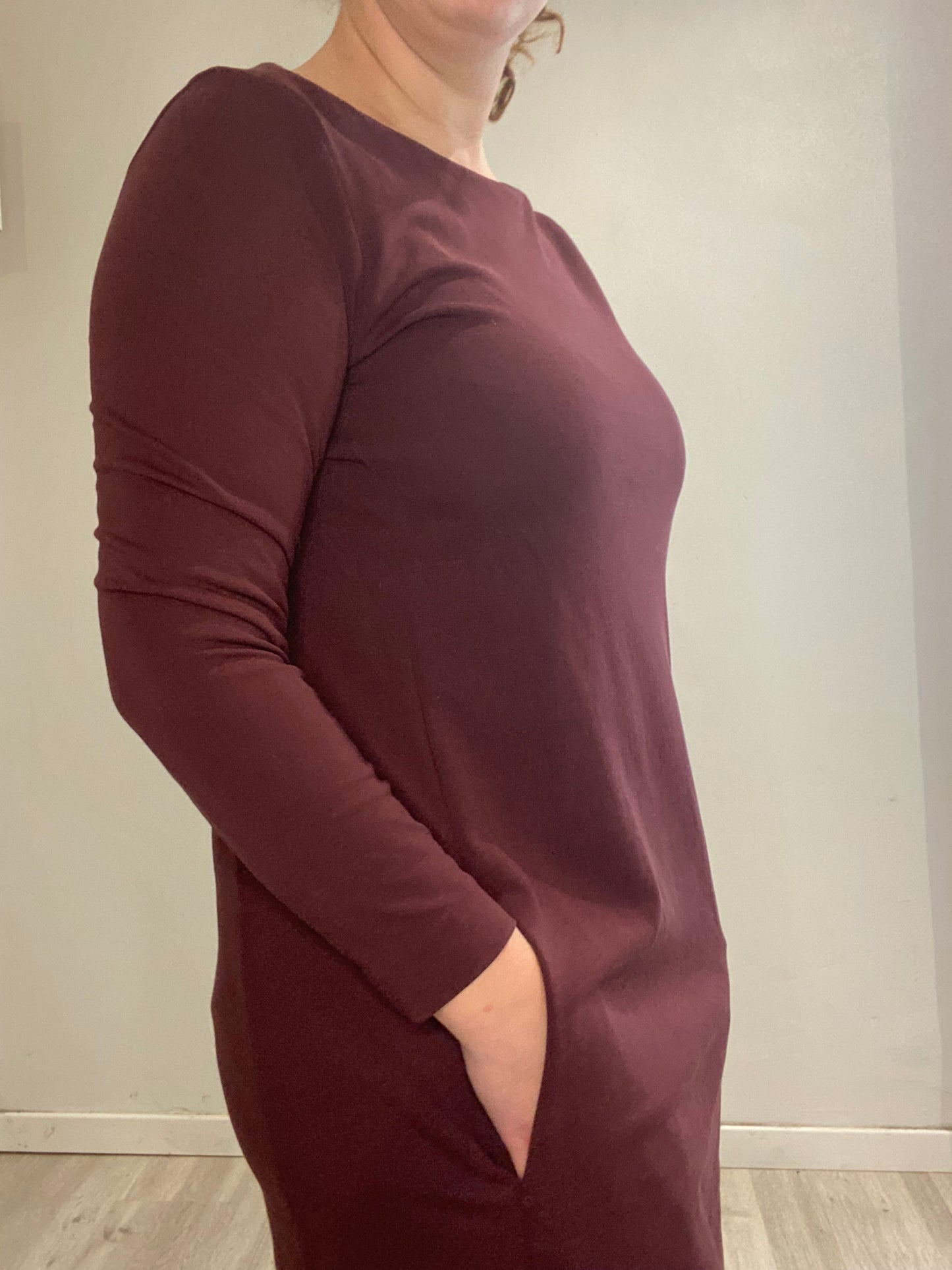 Robe bordeaux droite