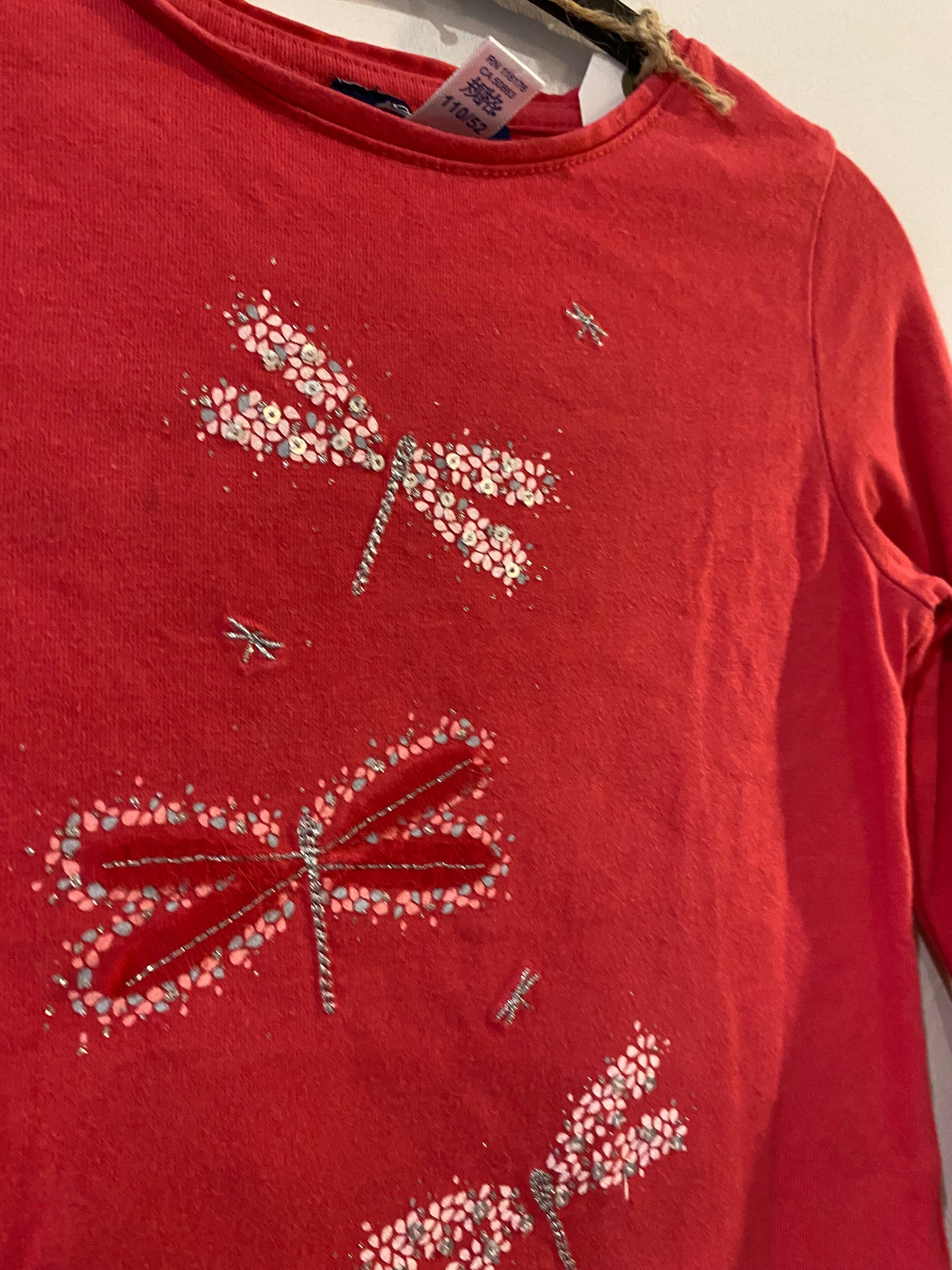 T-shirt fuchsia manches longues papillons – Okaïdi – 4 ans 🩷🦋