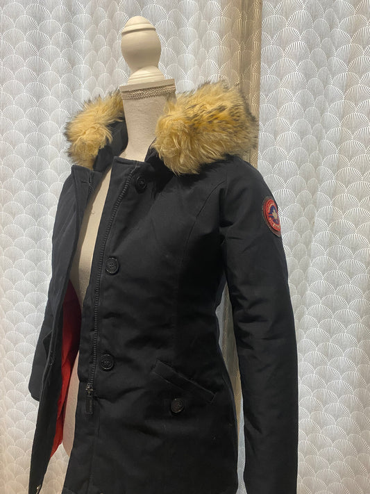 ❄️ Doudoune noire à capuche moumoute – Paragoose – 10 ans