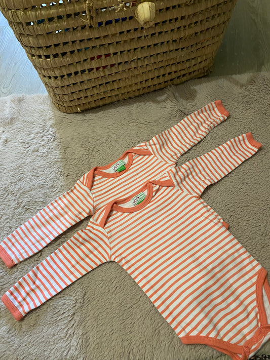 👶 Lot 2 bodies manches longues 9 mois – rayés rose & blanc – Manon et Valentin