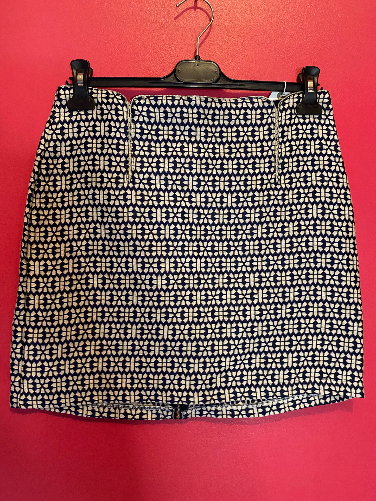 Mini-jupe chic Grain de Malice - Motif géométrique rétro, comme neuve