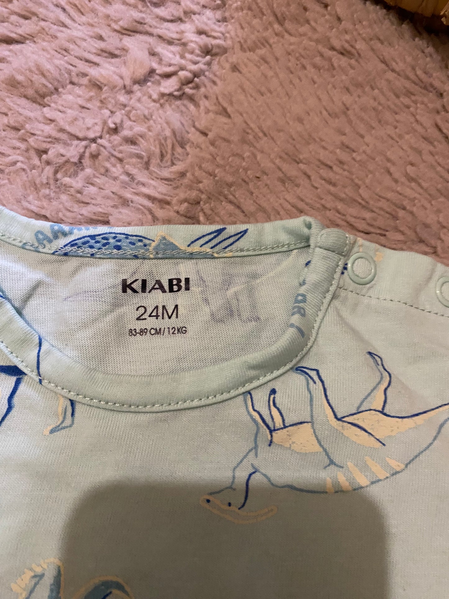 🦕 Pyjama bébé 24 mois – Kiabi – manches courtes + short – motif dinosaure bleu ciel