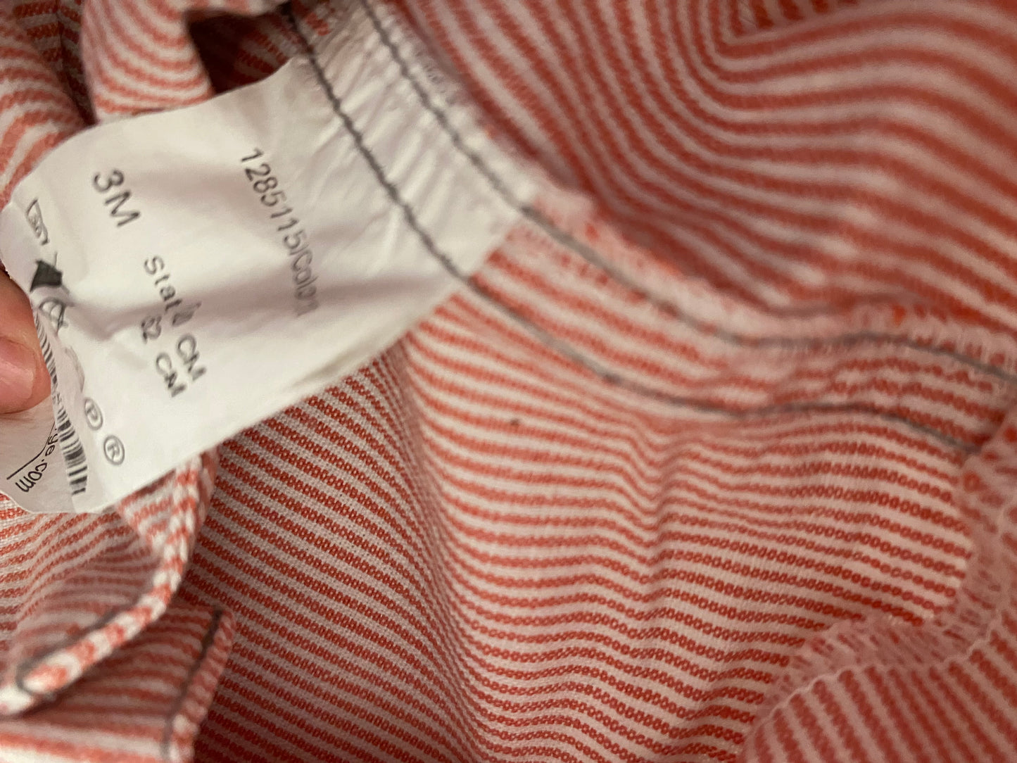 🔴 Salopette short rouge rayé – 3 mois – sans marque