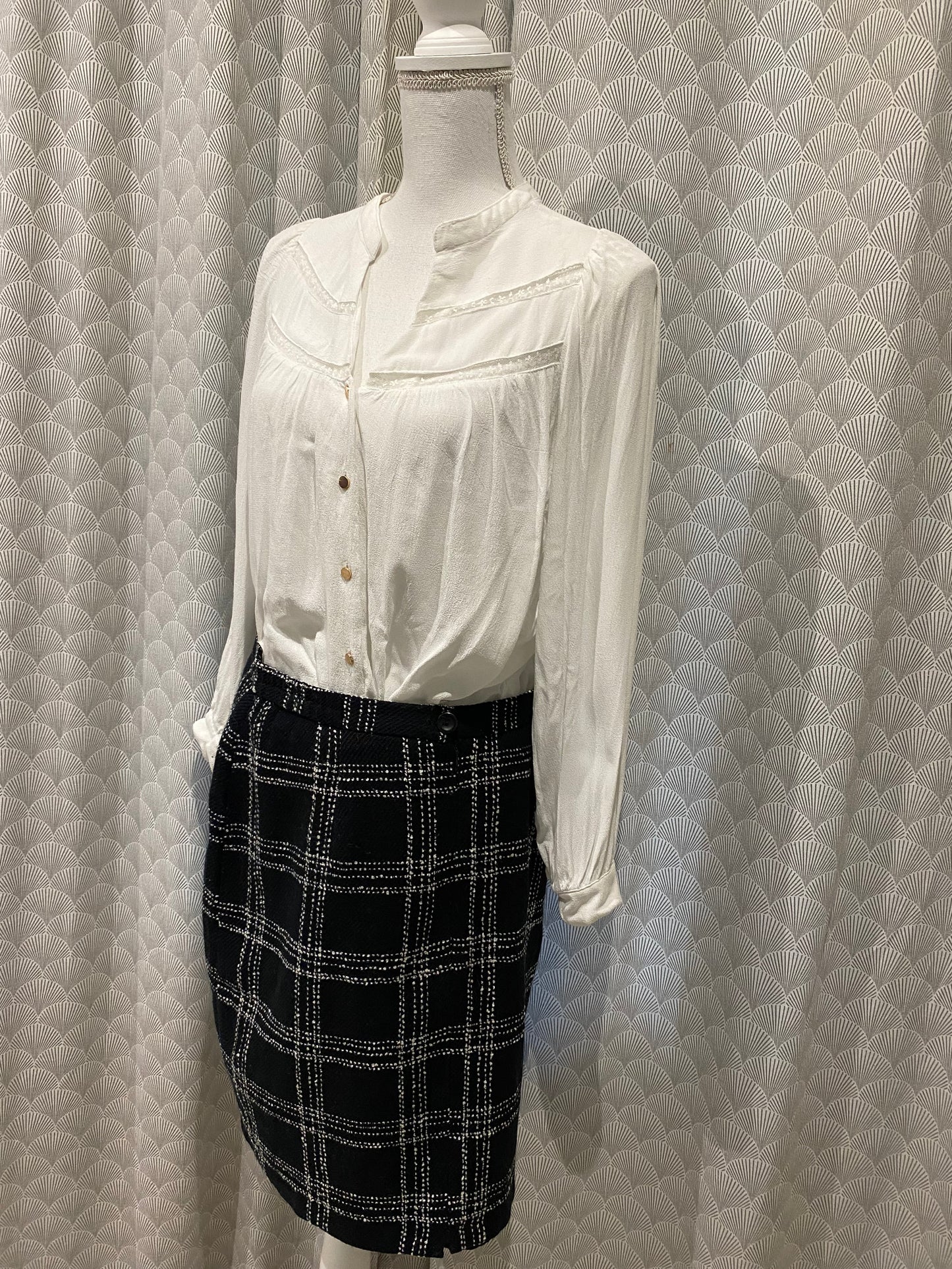 Jupe noire et blanche à carreaux – Effet laine – T44