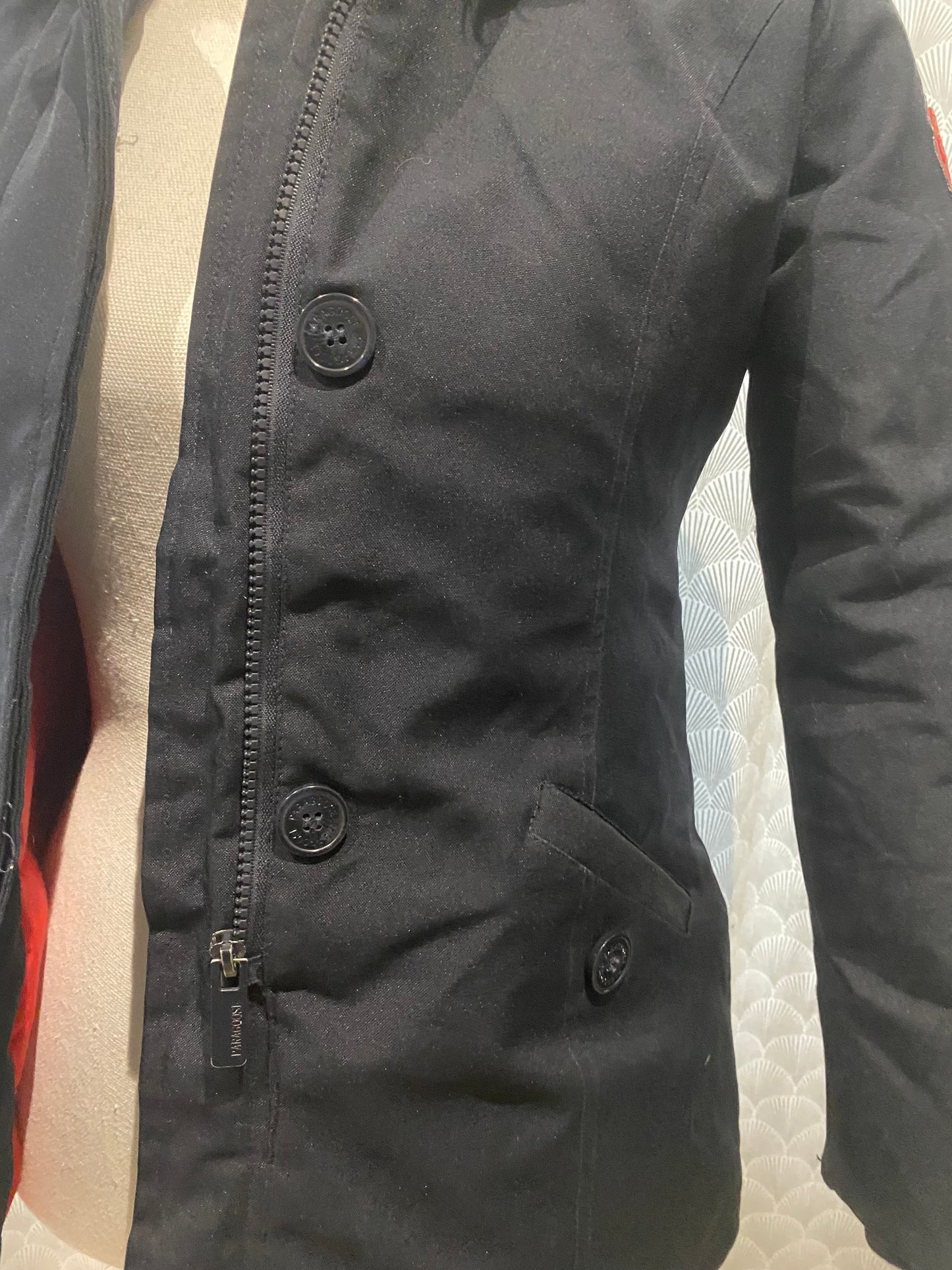 ❄️ Doudoune noire à capuche moumoute – Paragoose – 10 ans