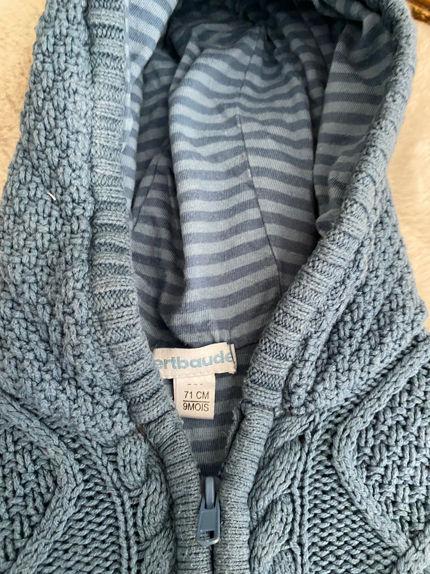 Gilet torsadé zippé bleu – 9 mois VERTBAUDET
