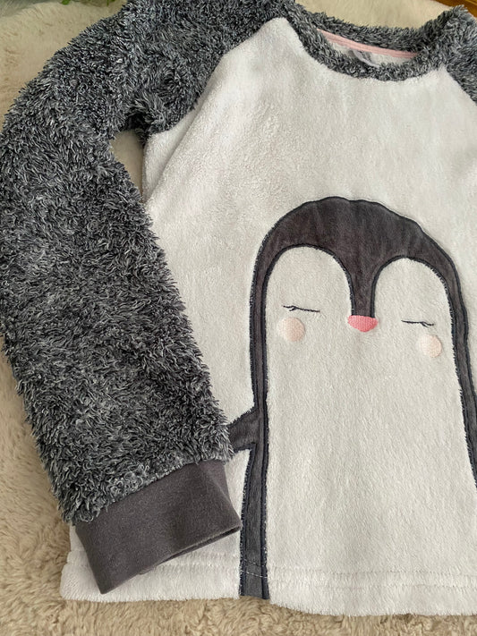 🐧 Pull pilou tout doux – C&A – 146 cm