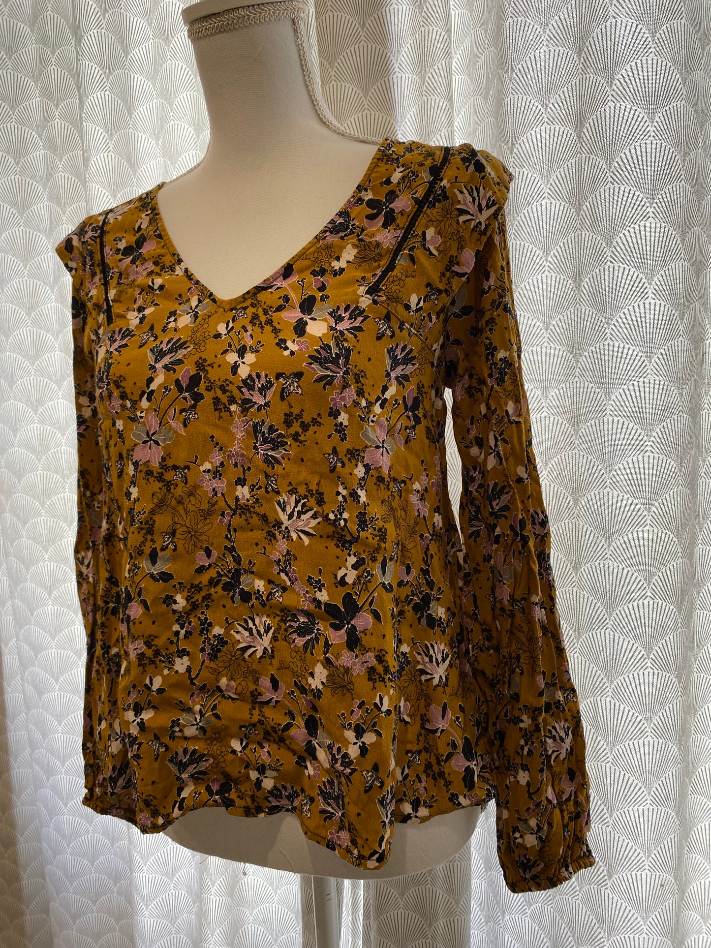 Blouse jaune motifs fleuris tons automnaux – Pimkie – 38
