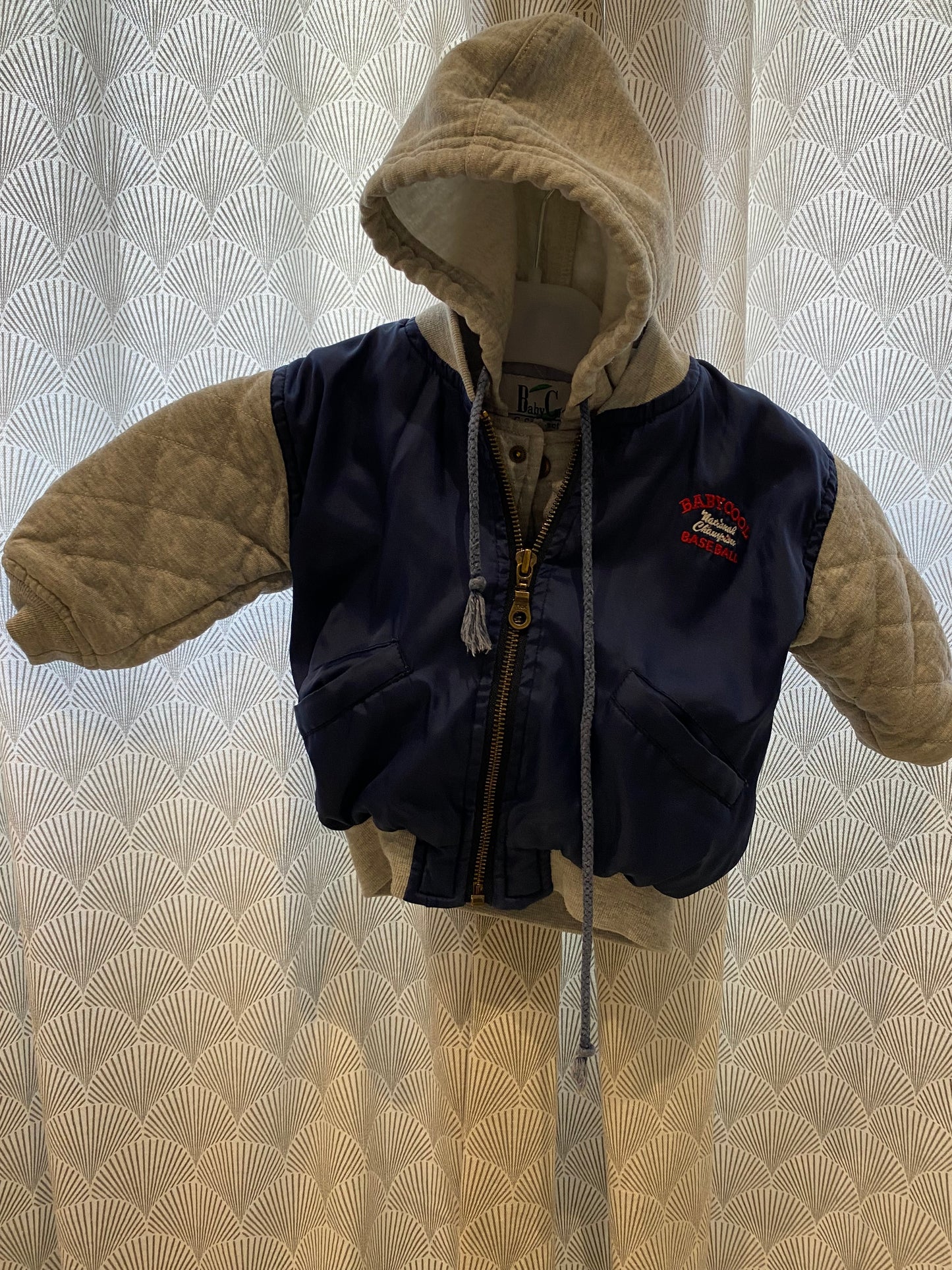Veste style baseball League – Baby Cool – 6 mois