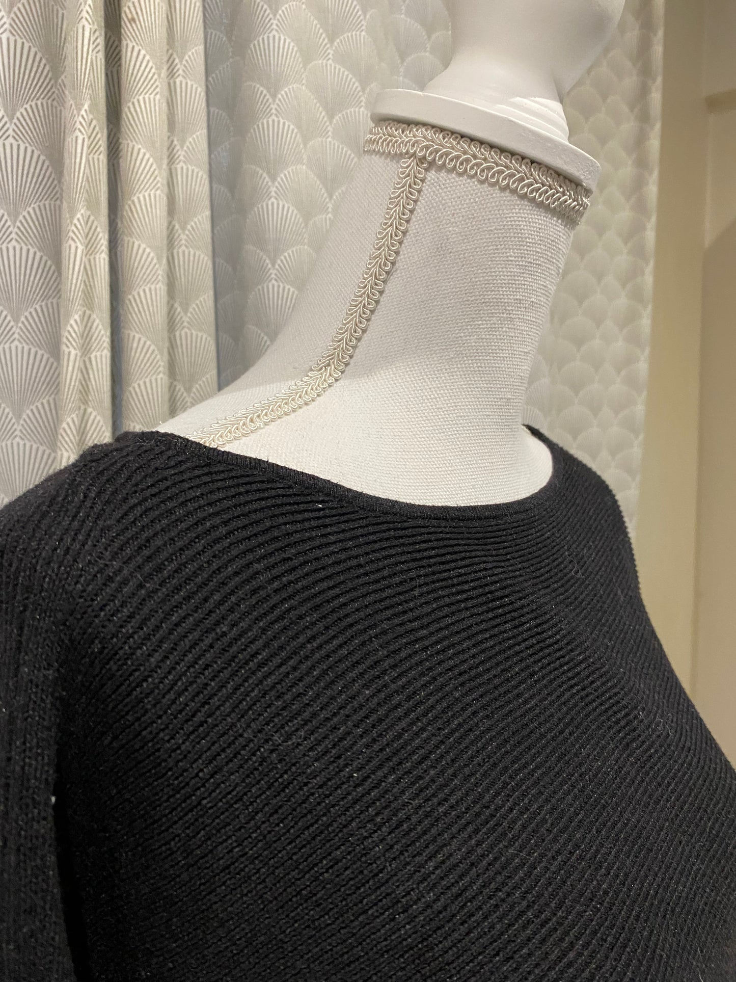 Pull noir effet texturé – H&M – M