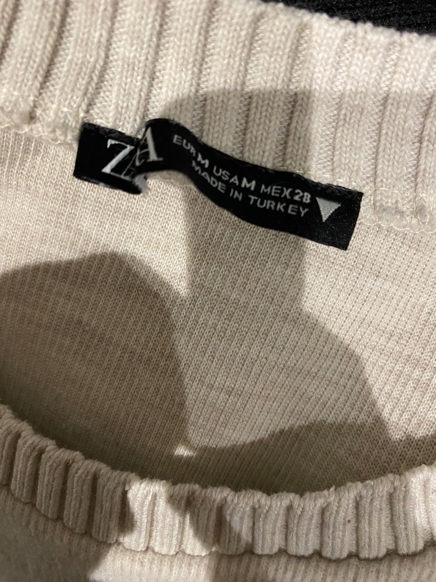 Pull beige col rond effet double – Zara – M