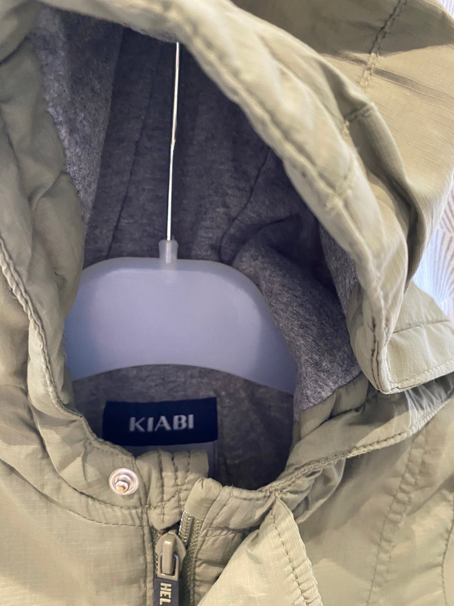 K-way coupe-vent kaki – Kiabi – 6 mois